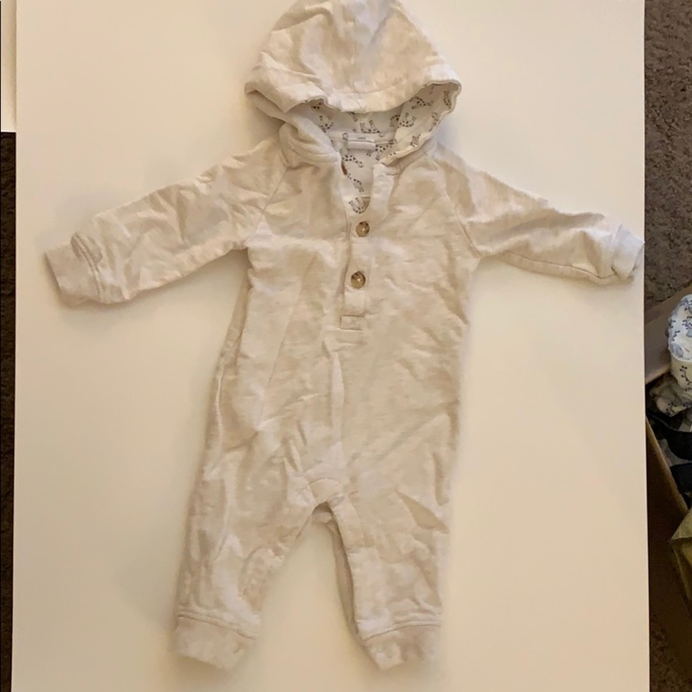 Long sleeve hooded jumpsuit